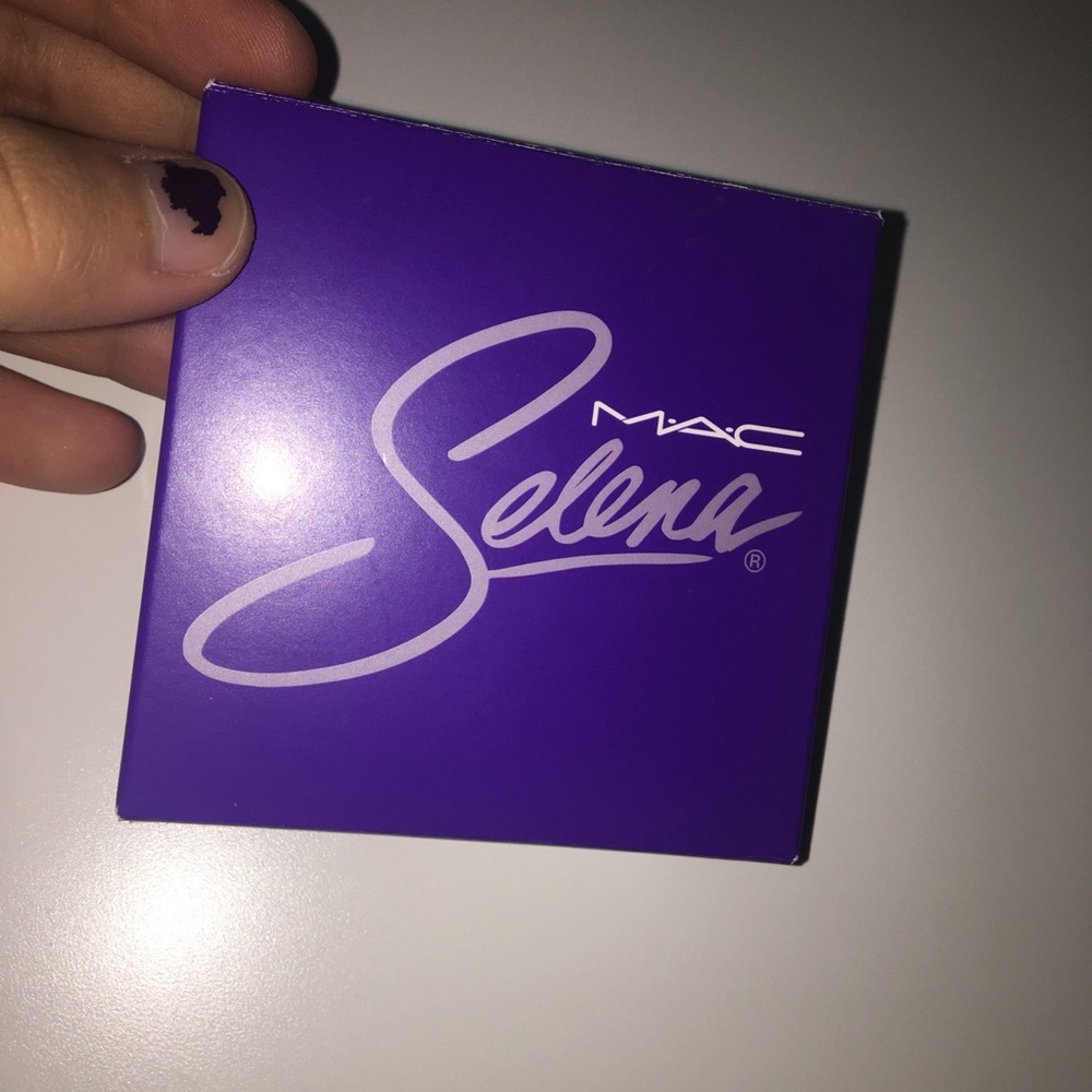Selena collection Mac